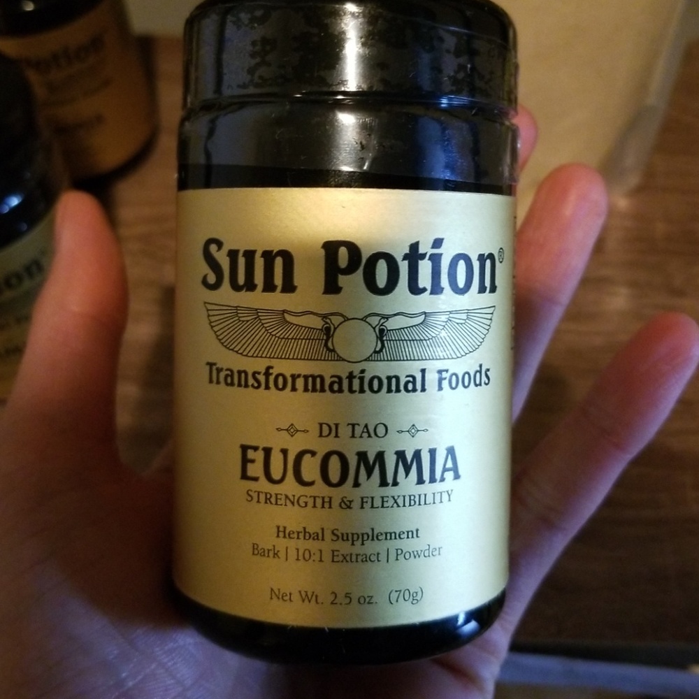 Strength & Flexibility Eucommia